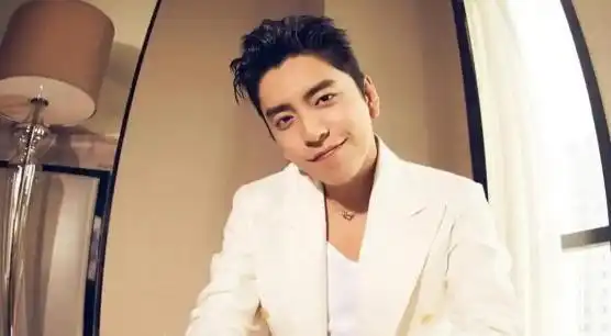 娱乐圈有那些新闻_王大陆逃兵役被抓事件_娱乐圈女娃子陈晓离婚新闻