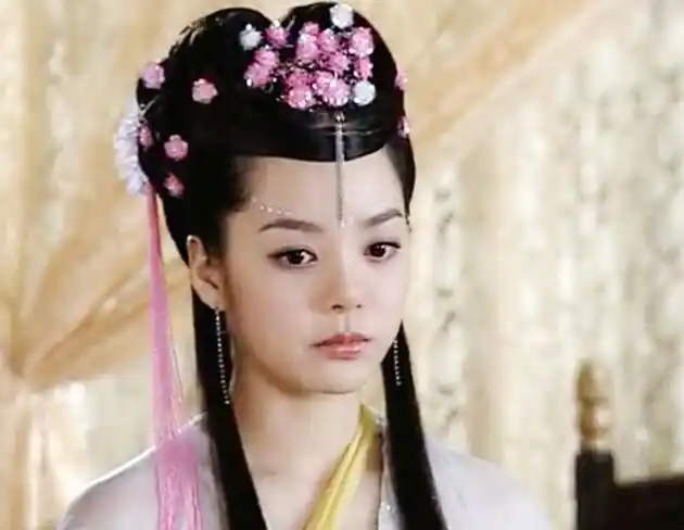 韩剧整容女明星_韩国整容女明星颜值变化_崔智友蔡琳尹恩惠刘仁娜刘荷娜韩恩贞金宣儿郑丽媛李多海朴诗妍