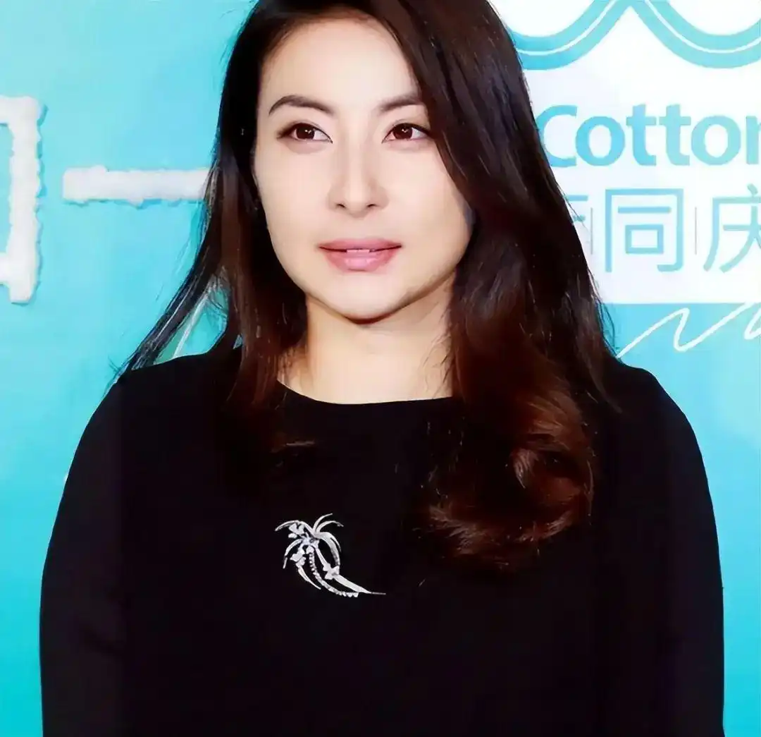 旺夫面相的女明星_朱珠陈红袁咏仪郭晶晶景甜_娱乐圈天生富贵相女星